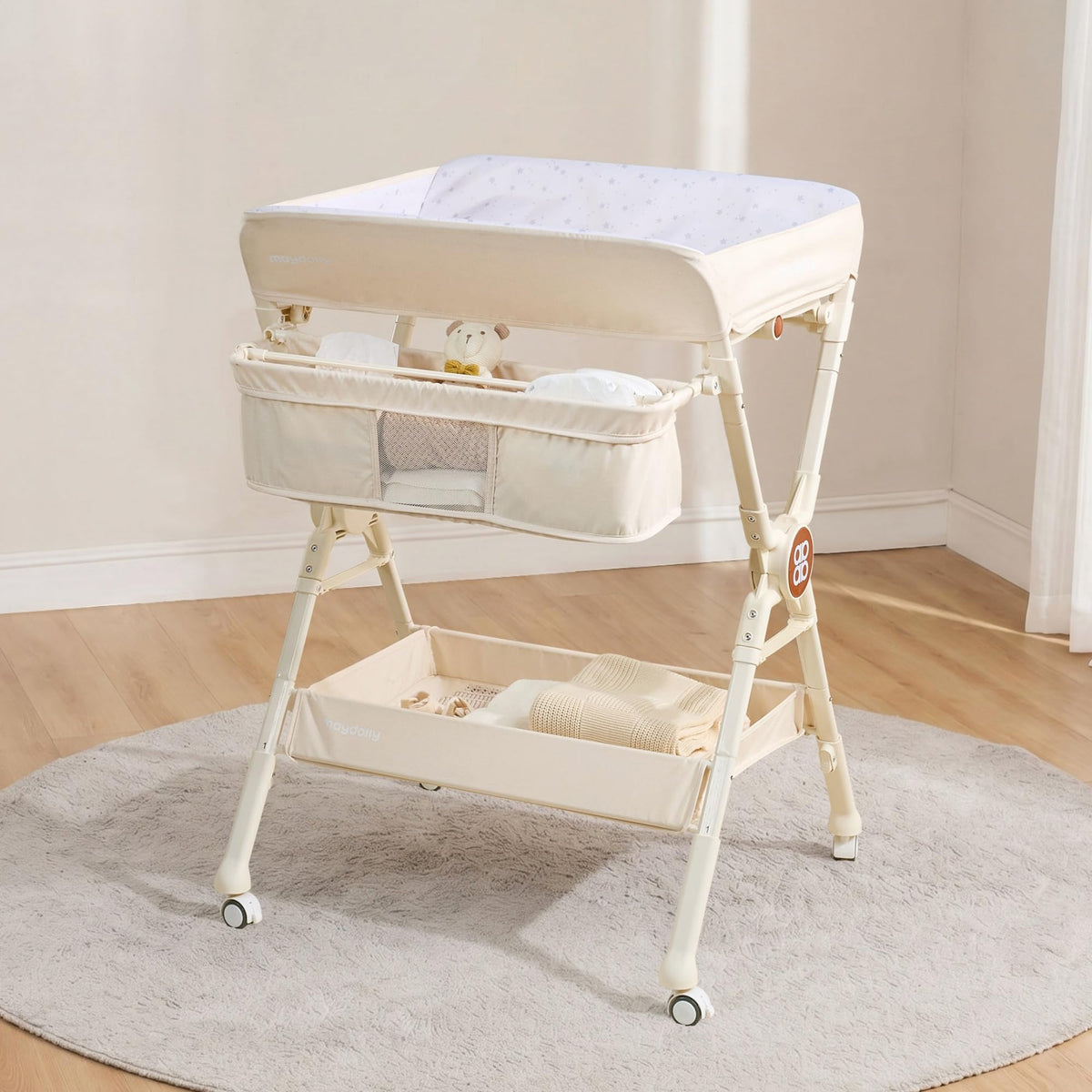 Portable Foldable Baby Changing Table on Wheels N651479